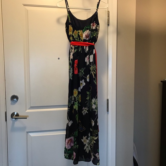 Navy floral maxi dress - Picture 2 of 3